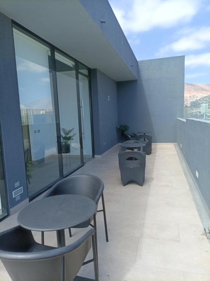 Apartment Suits Simple